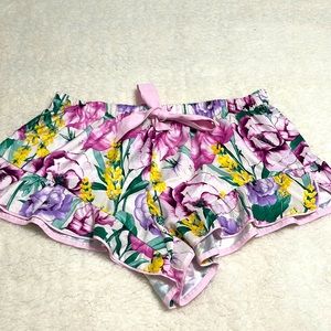 Victoria's Secret Pastel Floral Pajama Lounge Shorts Size M